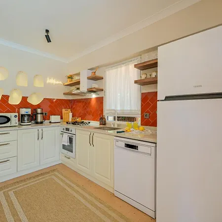 Mediterranean With Private Pool *