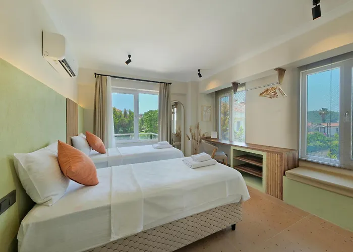 Mediterranean With Private Pool * 费特希耶