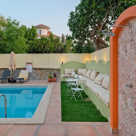 Mediterranean With Private Pool فتحية