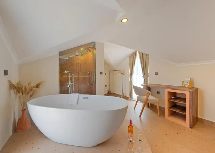 فيلة Mediterranean With Private Pool *