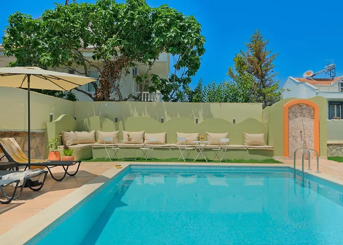 فيلة Mediterranean With Private Pool