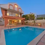 别墅 Mediterranean With Private Pool