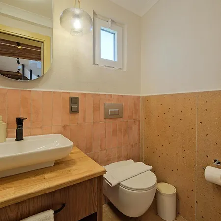 Mediterranean With Private Pool Villa *