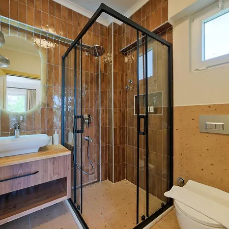 Mediterranean With Private Pool Vila *
