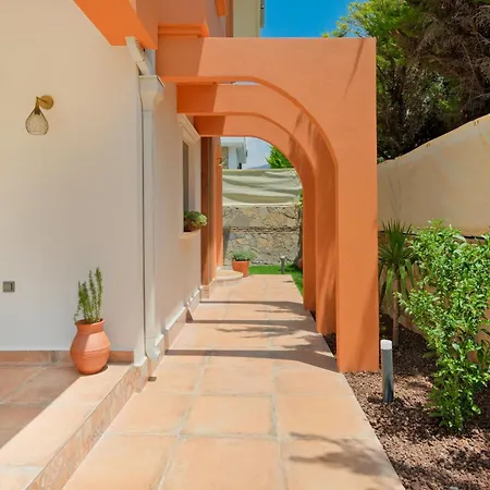 Mediterranean With Private Pool Fethiye