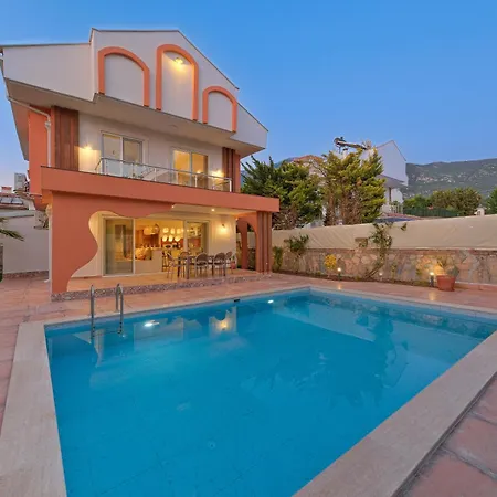 Villa Mediterranean With Private Pool