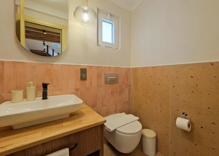 Mediterranean With Private Pool Вилла *