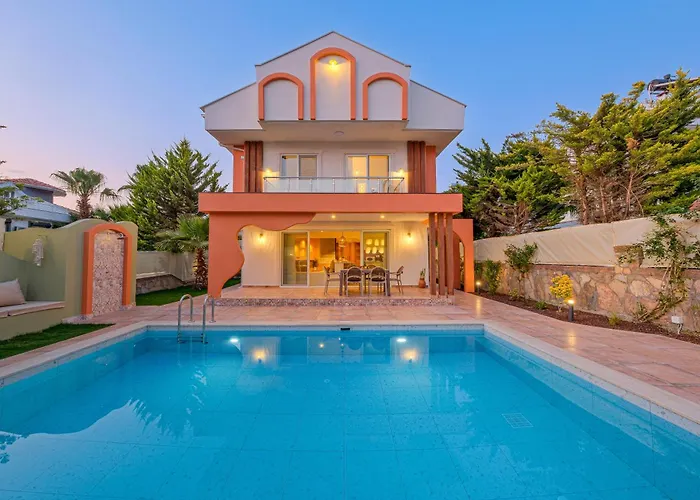 Villa Mediterranean With Private Pool Fethiye